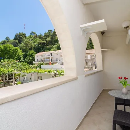 & Bari I - With Balcony And View Second Floor 14