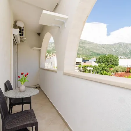 & Bari I - With Balcony And View Second Floor 8 *