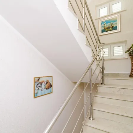 & Bari I - With Balcony And View Second Floor 8