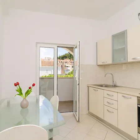 Apartman & Bari I - With Balcony And View Second Floor 14 Mlini