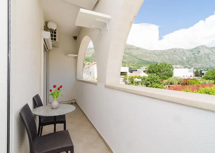 & Bari I - With Balcony And View Second Floor 14 *