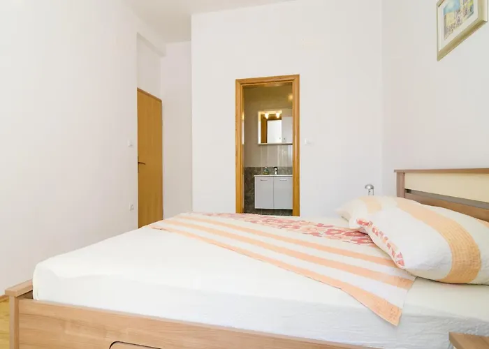 & Bari I - With Balcony And View Second Floor 14 *