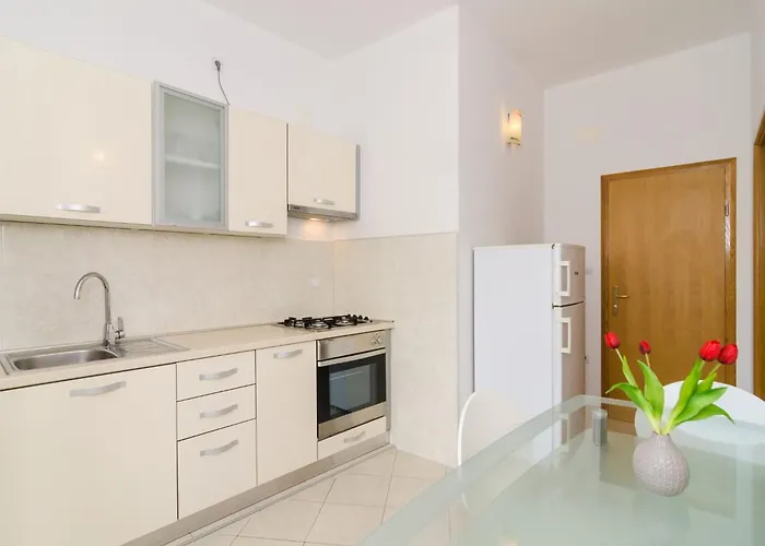 Apartament & Bari I - With Balcony And View Second Floor 14 *